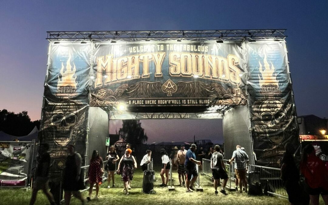 Mighty Sounds 2026: Čtyři kilometry potrubí, šest přečerpávacích stanic a skoro 40 stupňů Celsia